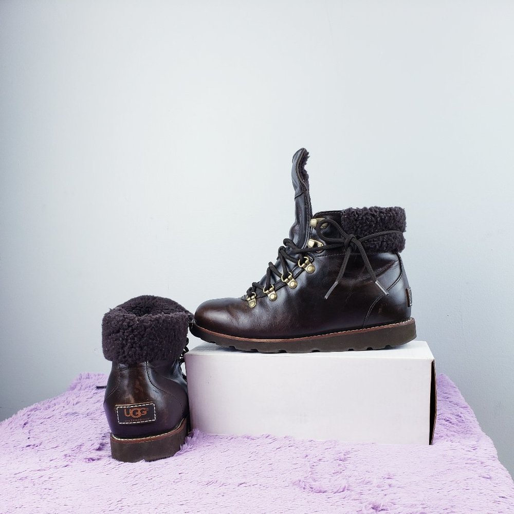 UGG Sheepskin Shearling Winter Boot 7.5us Dark Chocolate